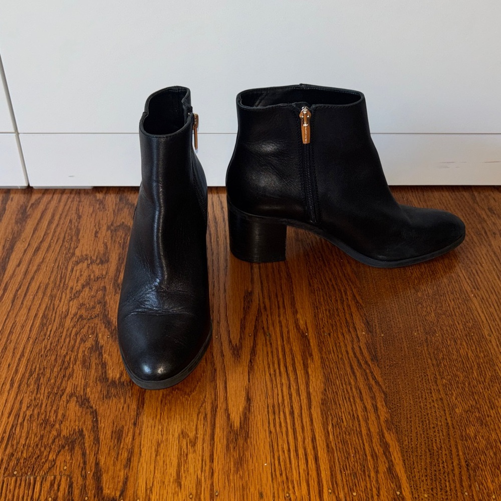 Black Leather Ankle Boots with Side Zip